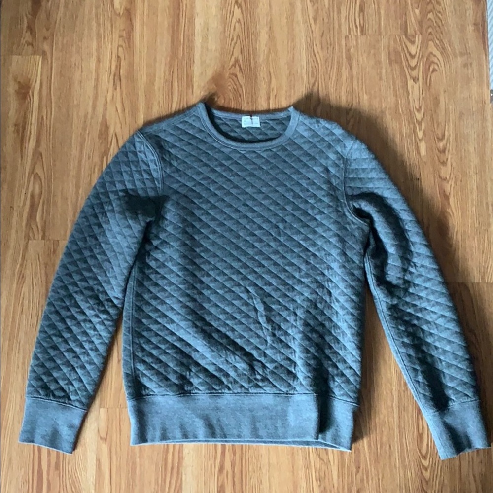 Quilted crew neck sweater